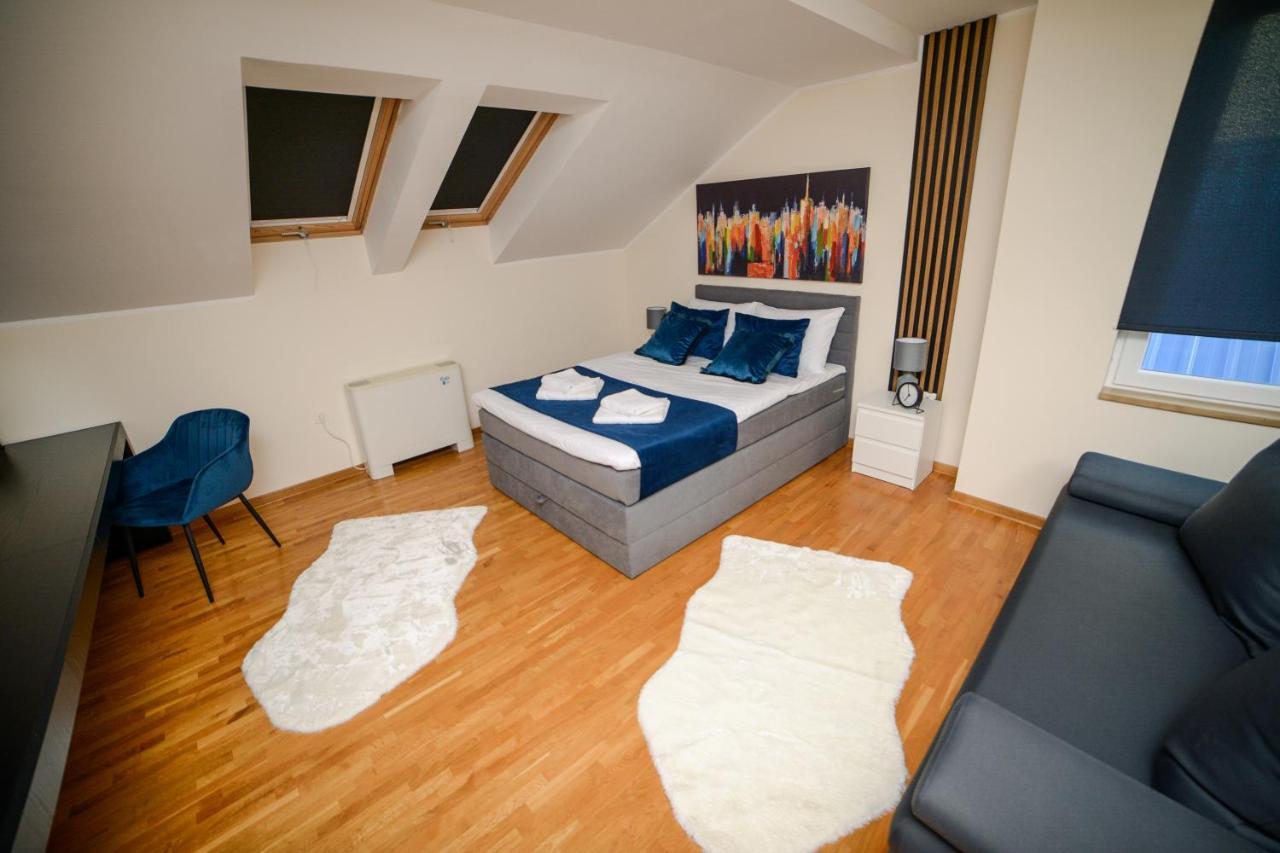 Mini Hotel Riverlux Apartments Backa Palanka Bagian luar foto
