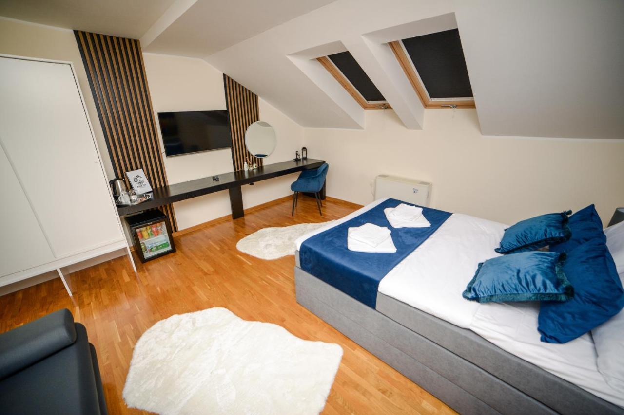 Mini Hotel Riverlux Apartments Backa Palanka Bagian luar foto