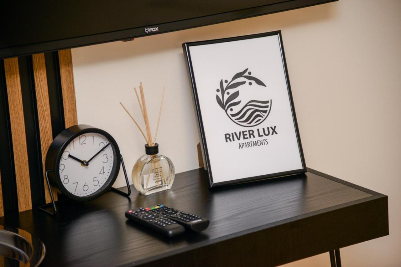 Mini Hotel Riverlux Apartments Backa Palanka Bagian luar foto
