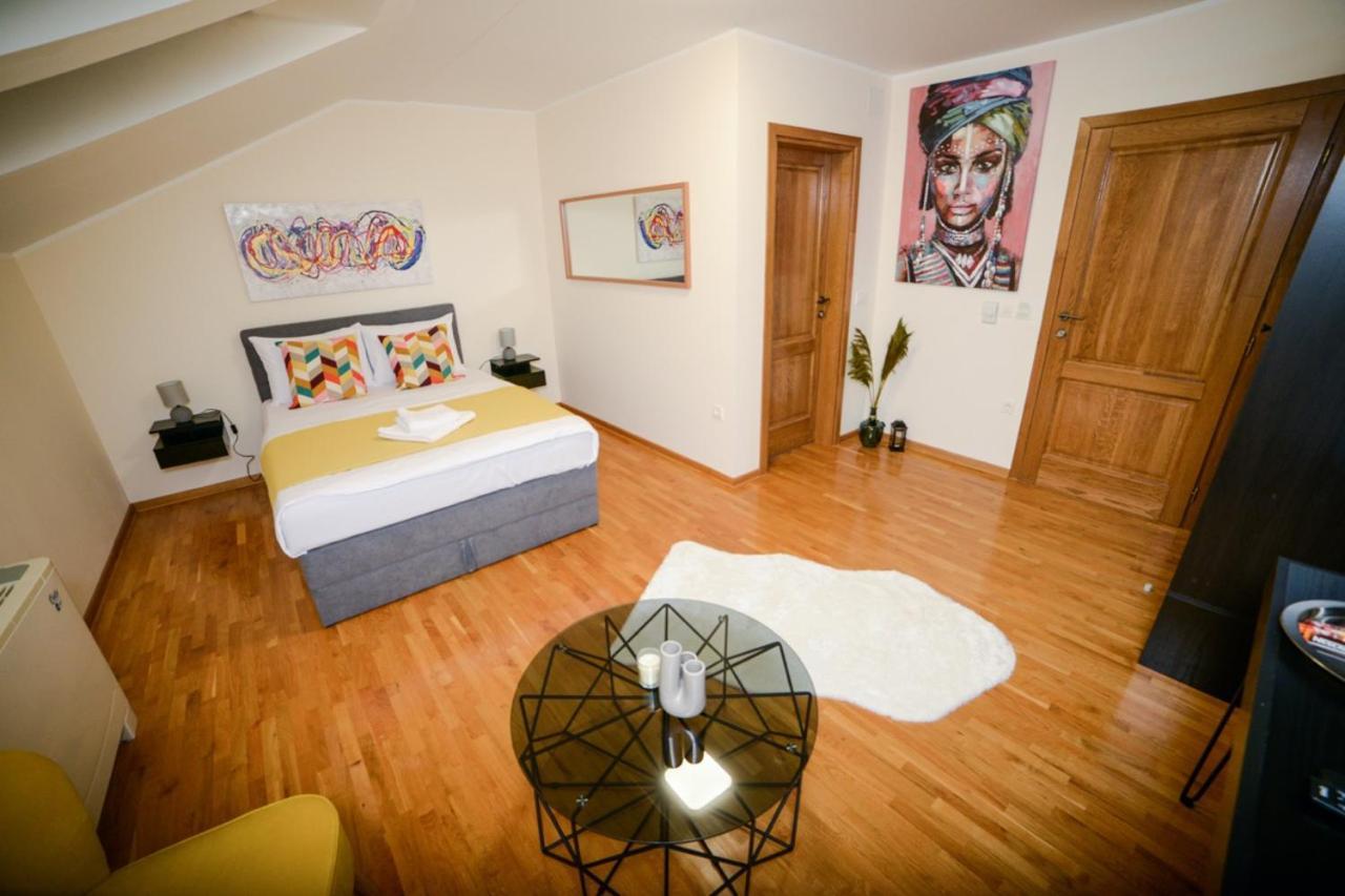 Mini Hotel Riverlux Apartments Backa Palanka Bagian luar foto