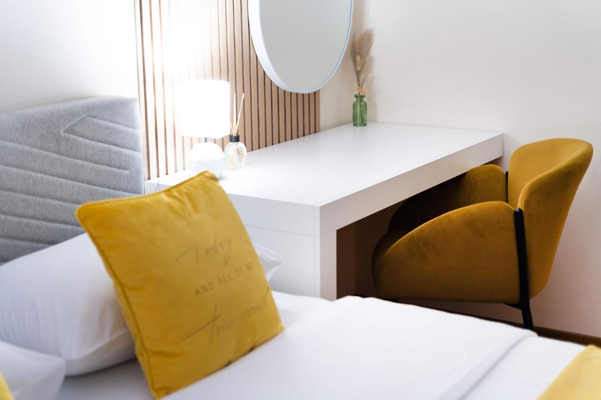 Mini Hotel Riverlux Apartments Backa Palanka Bagian luar foto