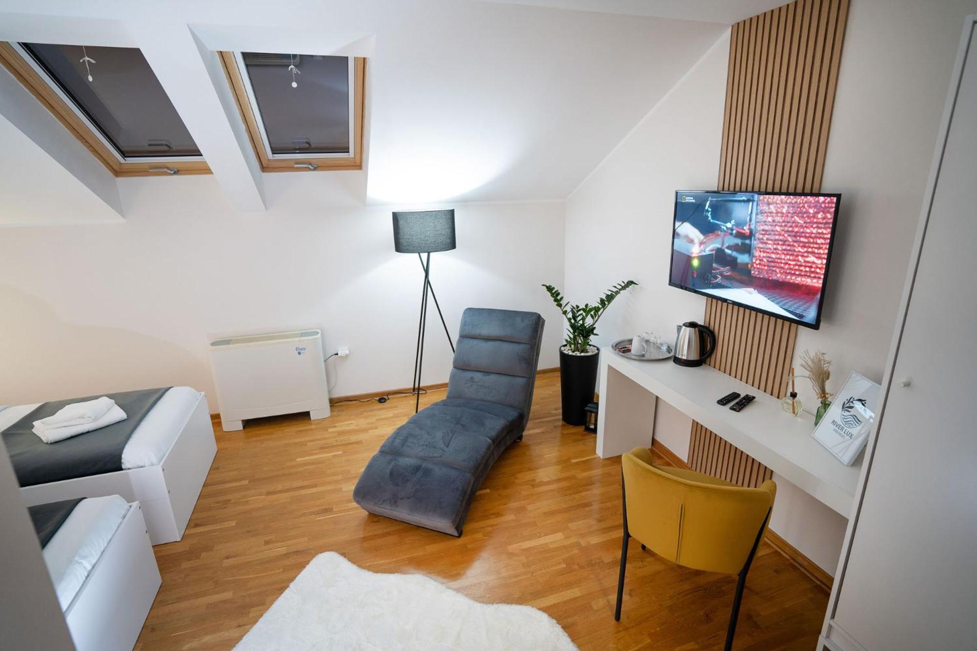 Mini Hotel Riverlux Apartments Backa Palanka Bagian luar foto