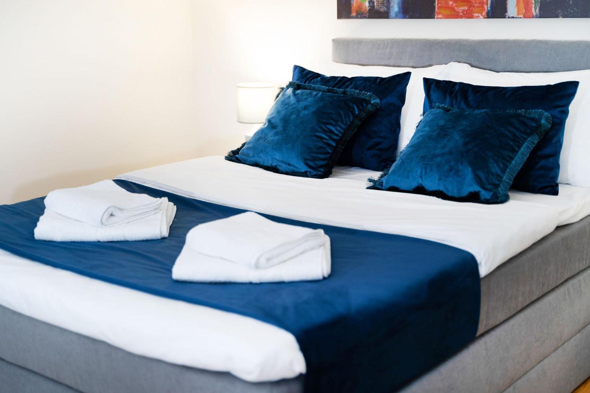 Mini Hotel Riverlux Apartments Backa Palanka Bagian luar foto