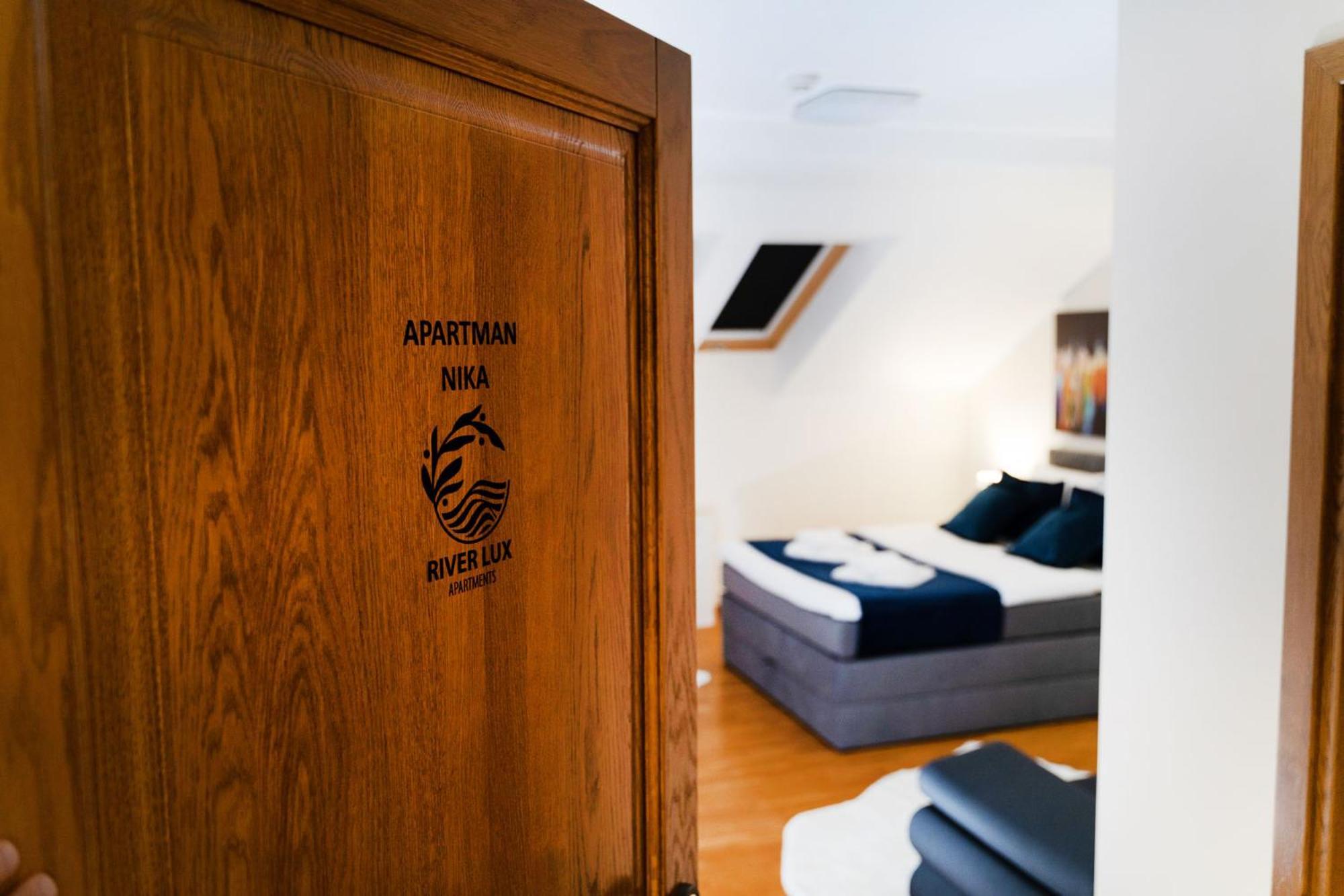 Mini Hotel Riverlux Apartments Backa Palanka Bagian luar foto